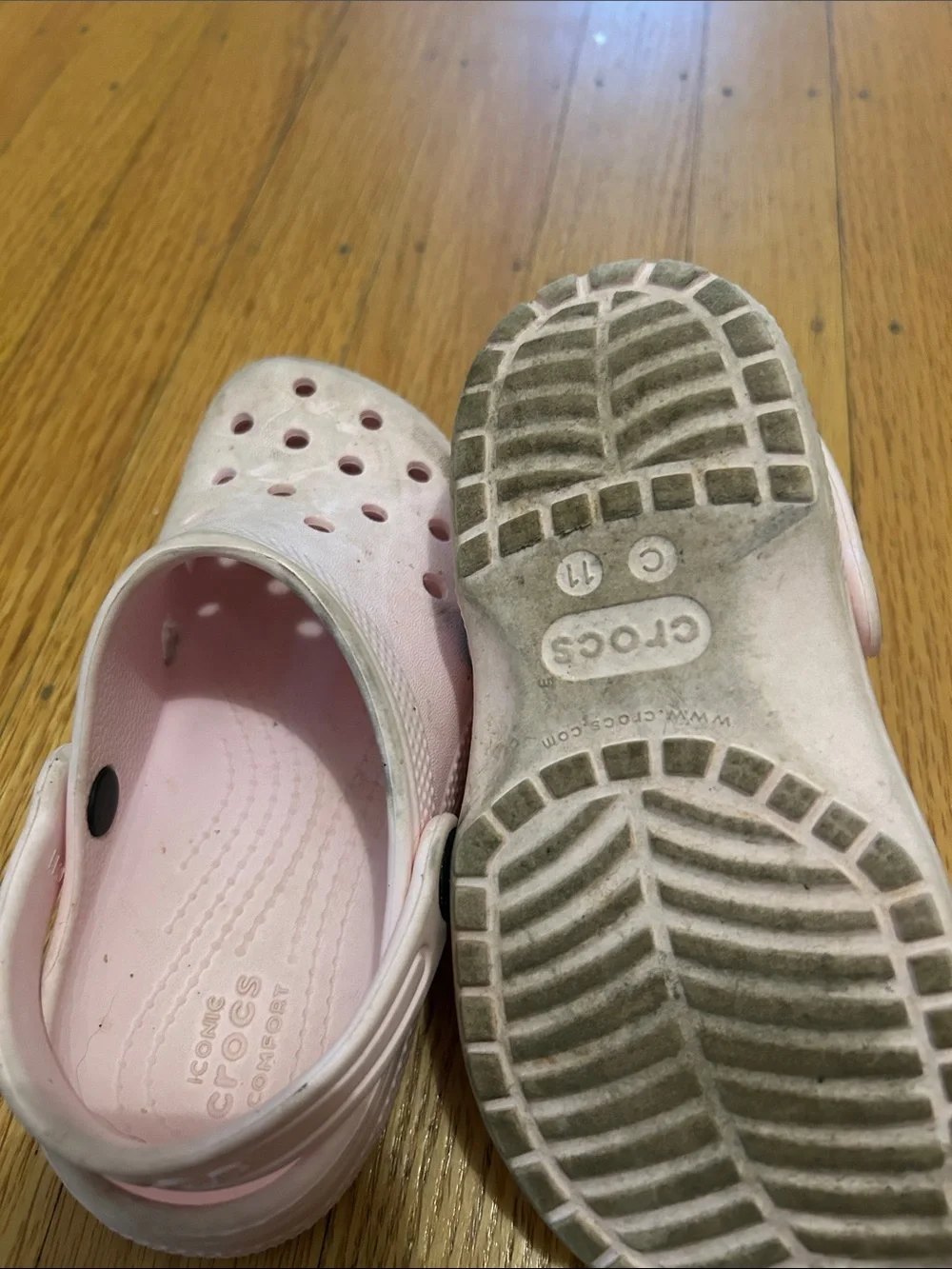 CROCS light pink
